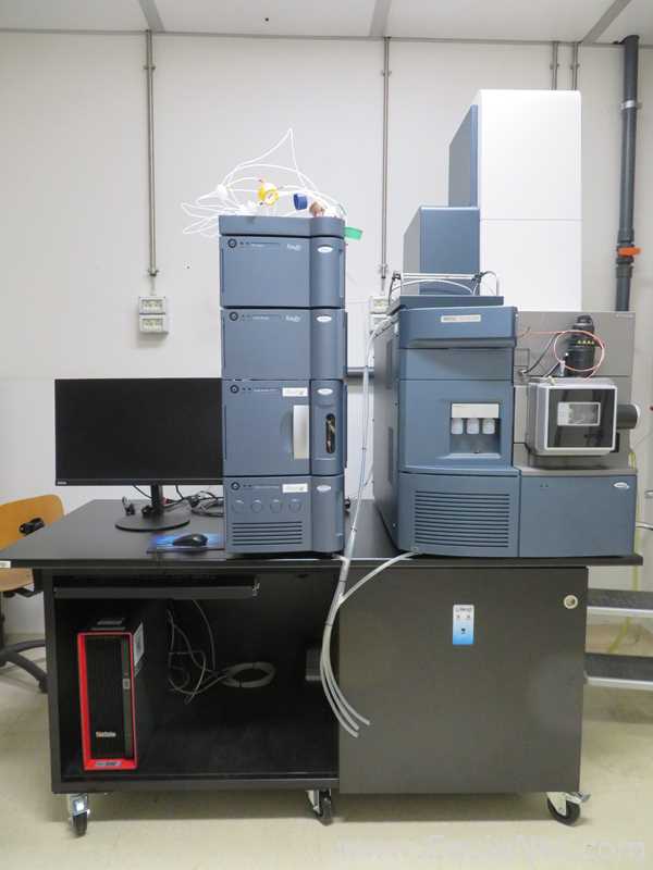 Waters Corporation Xevo G2-XS QTof Mass Spectrometer With Waters Acquity H Class Plus UPLC System