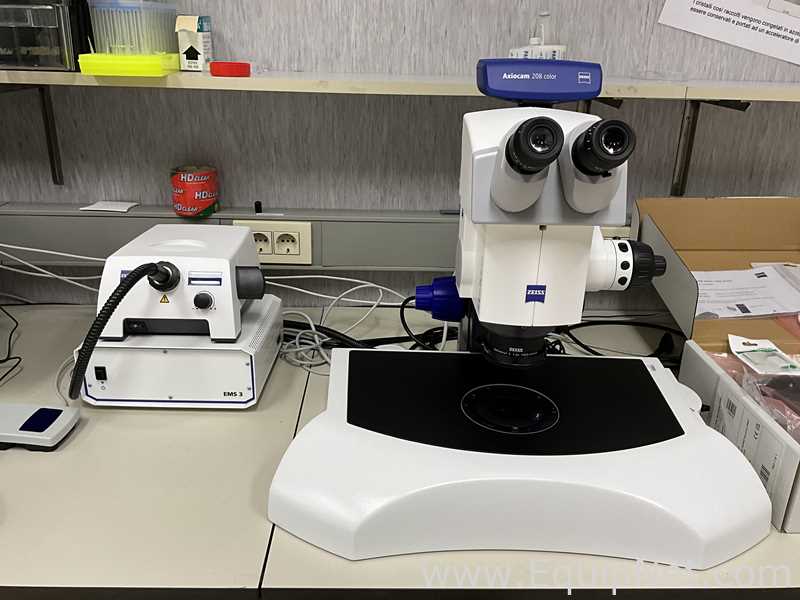Carl Zeiss SteREO Discovery.V12 Stereo Microscope with Axiocom 208 Color USB Camera