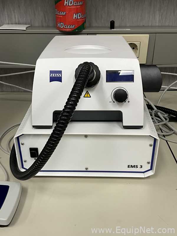 Carl Zeiss SteREO Discovery.V12 Stereo Microscope with Axiocom 208 Color USB Camera