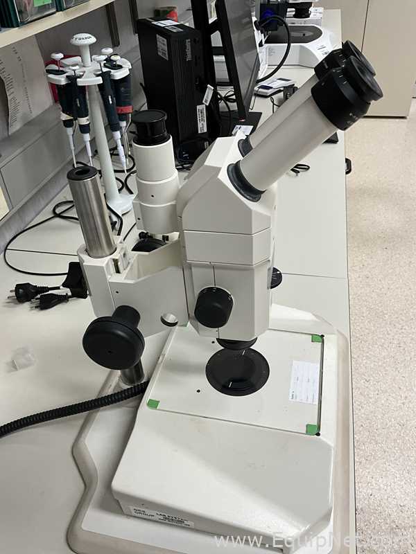Carl Zeiss Stemi SV11 Stereo Microscope with CL 6000 LED Light Source