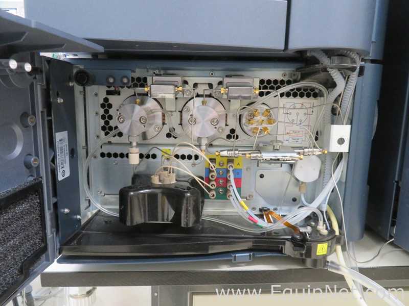 Waters Acquity UPLC Arc System With QDa and PDA Detectors