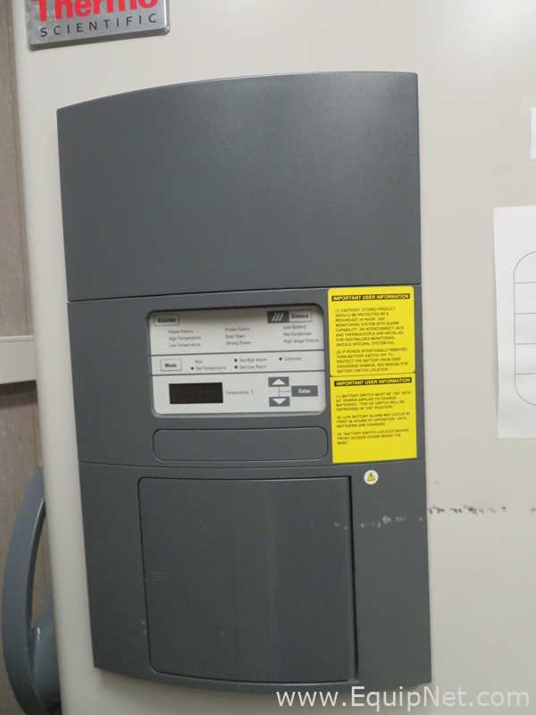 Thermo Scientific HFU320BV -80 Freezer