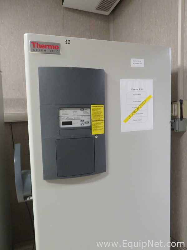 Thermo Scientific HFU320BV -80 Freezer