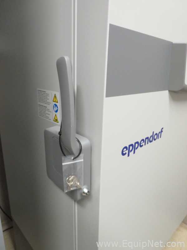 Freezer Eppendorf CryoCube F570H