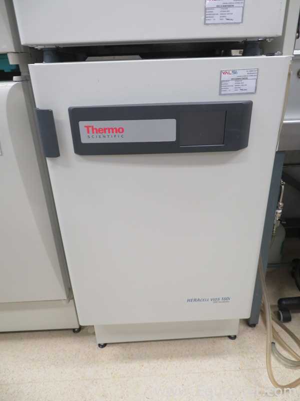 Lot of 2 Thermo Scientific HERAcell vios 160i CO2 Laboratory Incubators