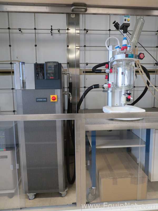 Syrris ORB 2201012 Jacketed 2000ml Glass Reactor With Huber Unistat 815 Chiller