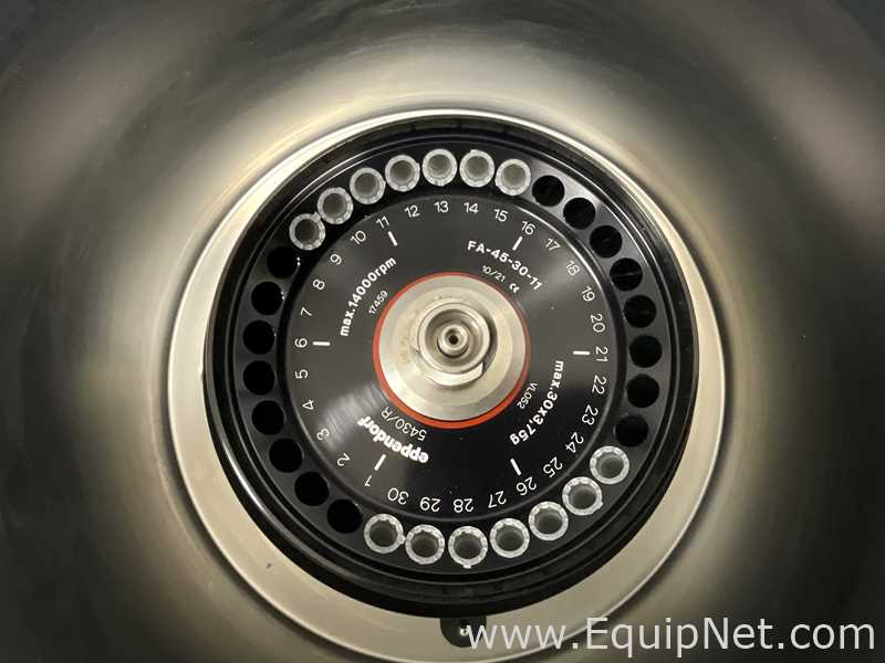 Eppendorf 5430 R Refrigerated Laboratory Centrifuge