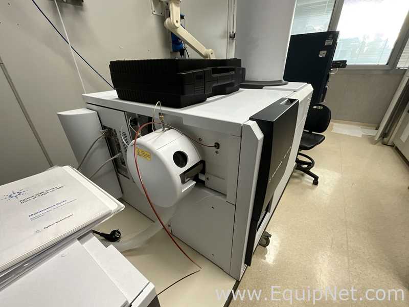 Agilent Technologies 6230 TOF LC/MS Mass Spectrometer with Agilent 1260 Infinity II HPLC System