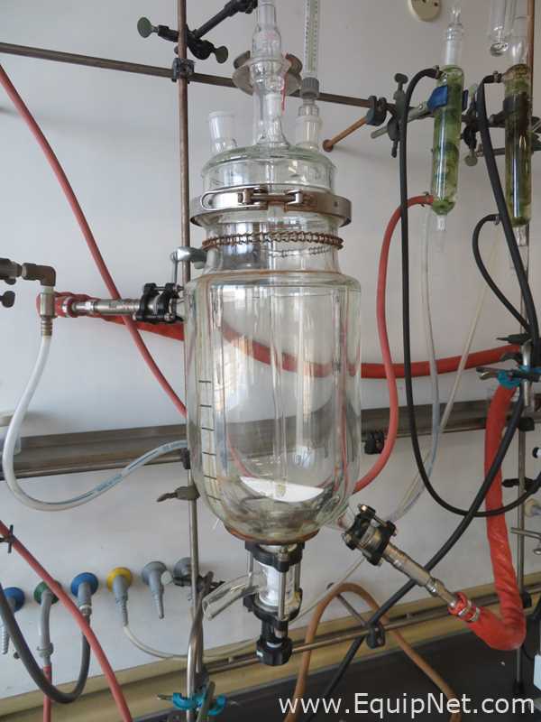 Jacketed 4000ml Glass Reactor with Huber Unistat 360 Chiller