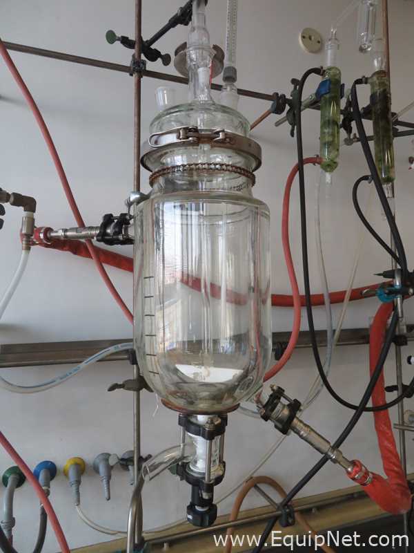 Jacketed 4000ml Glass Reactor with Huber Unistat 360 Chiller