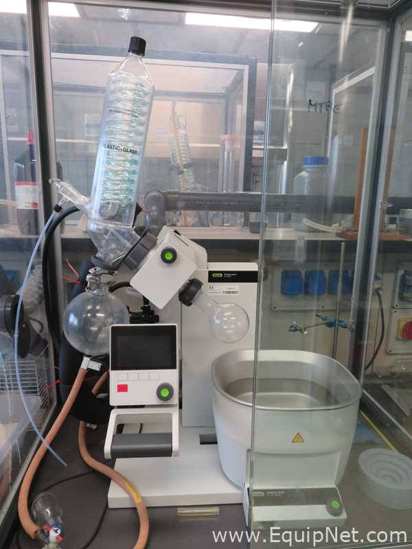 Buchi R-300 Rotary Evaporation System with B-300 Base Heating Bath