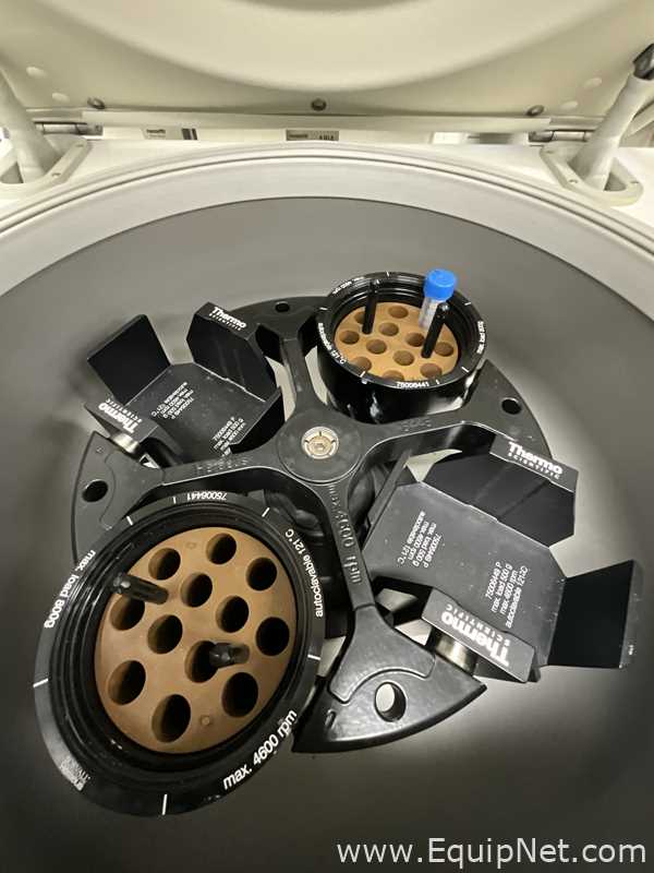Kendro Laboratory Products Multifuge 3SR Refrigerated Laboratory Centrifuge