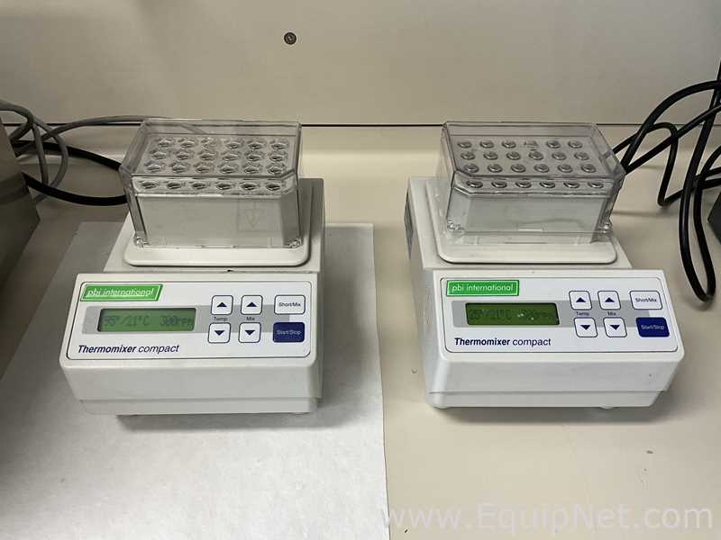 lote de  2 Misturador para Laboratórios Eppendorf Thermomixer Compact