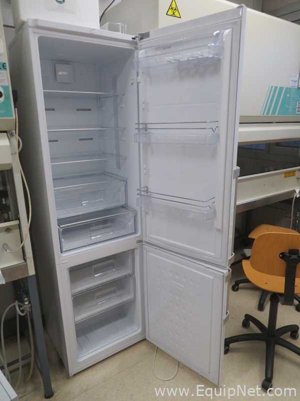 Smeg FC400BP 400 Litre Refrigerator Freezer