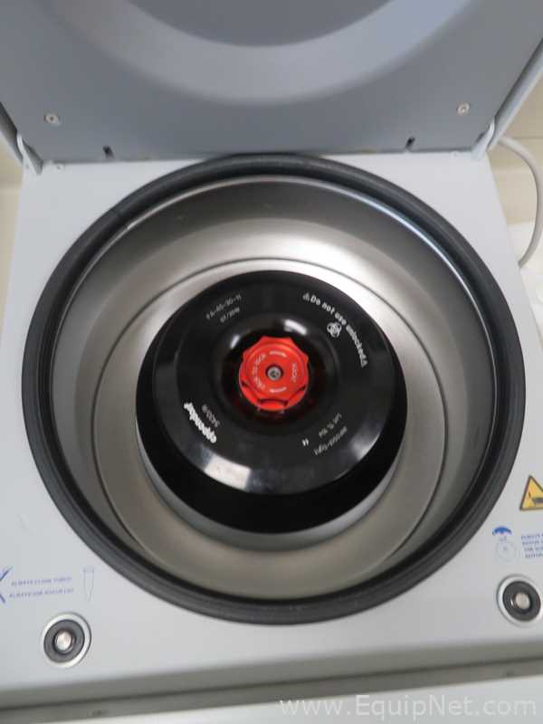 Centrífuga para Laboratórios Eppendorf 5430