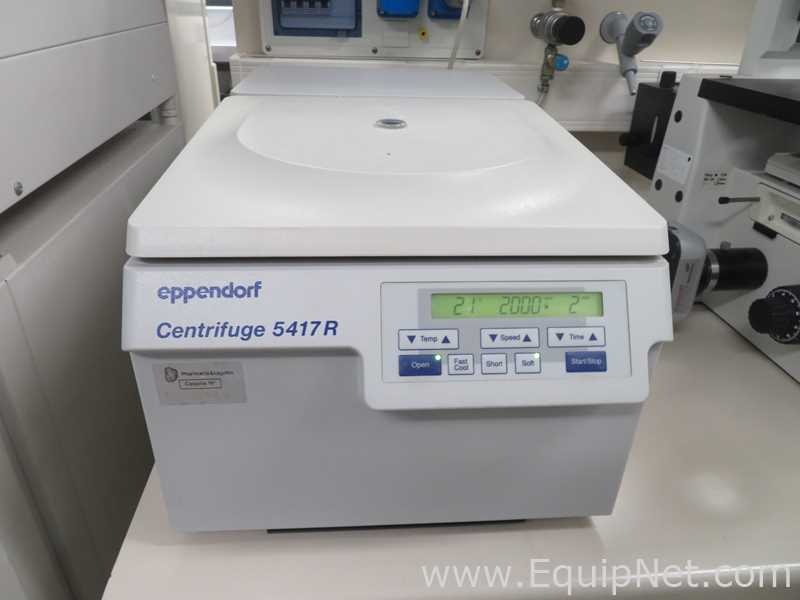 Centrífuga para Laboratórios Eppendorf 5417 R