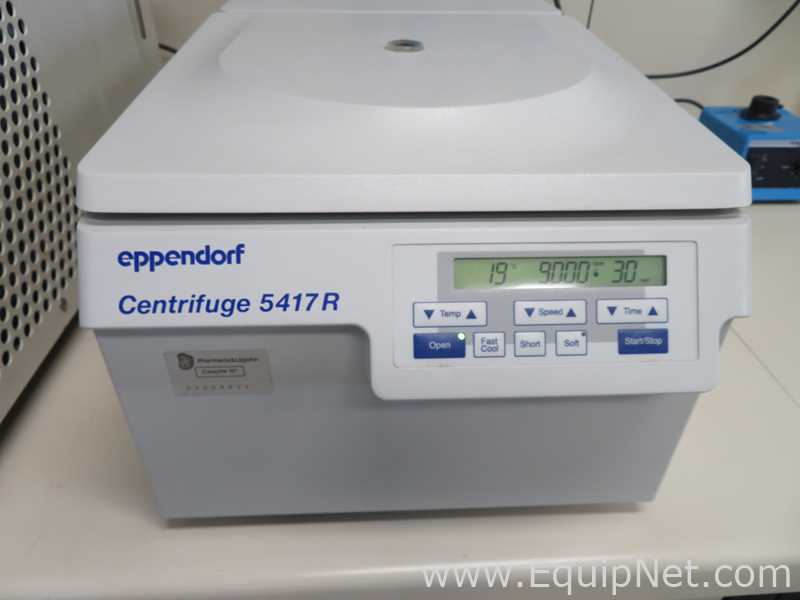 Centrífuga para Laboratórios Eppendorf 5417 R