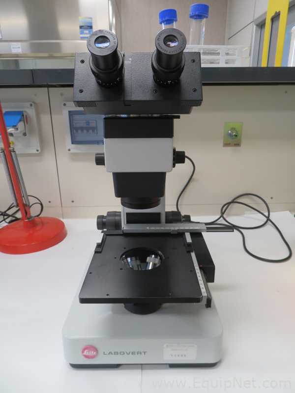 Microscópio Leitz Labovert