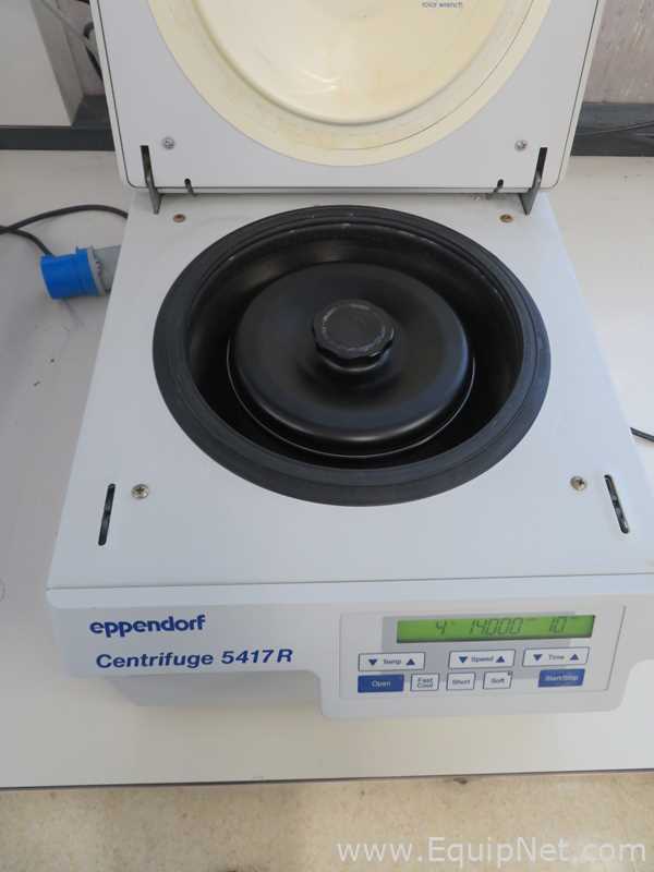 Centrífuga para Laboratórios Eppendorf 5417 R