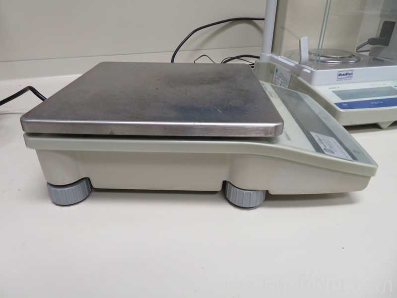 Lote de 2 Báscula Mettler Toledo AB304-S