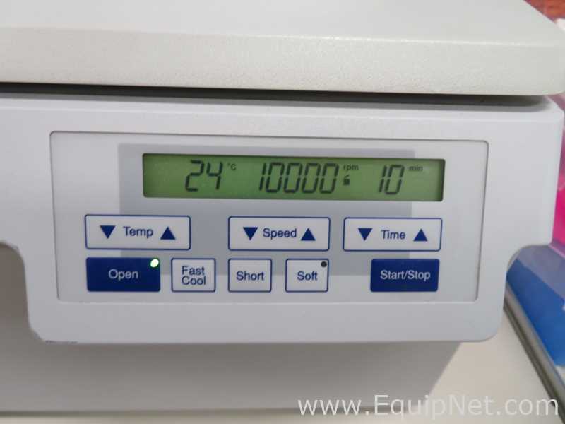 Eppendorf 5417 R Refrigerated Laboratory Centrifuge