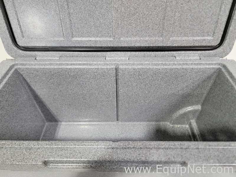 Almacenador de materiales congelados CaterGator CG100SPG