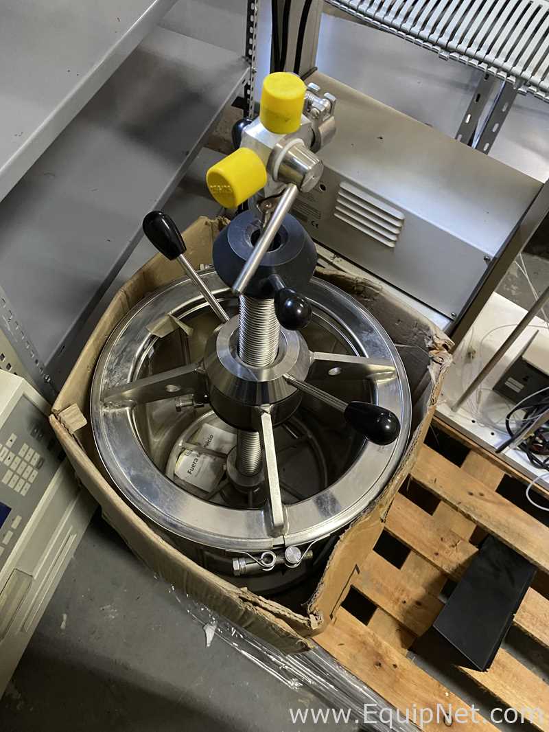 Sistema De Cromatografía Líquida De Baja Presión LPLC De Pharmacia Biotech