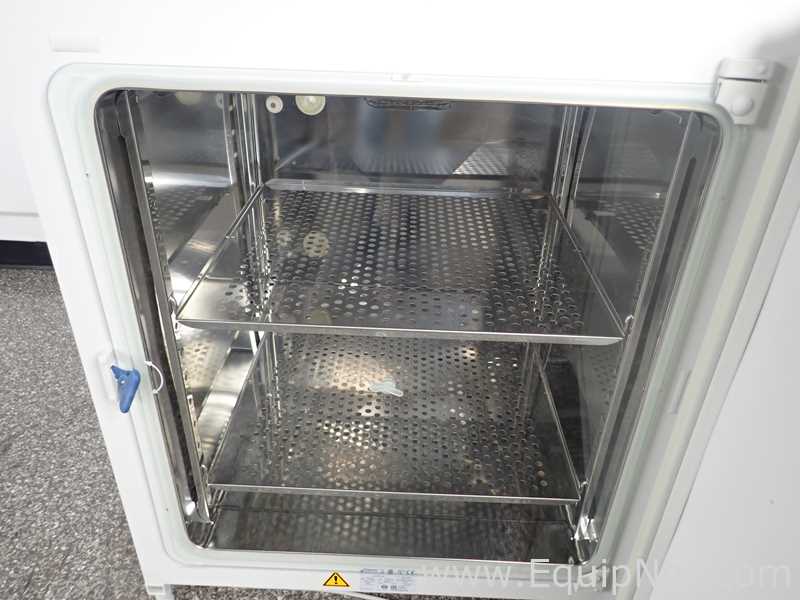 Thermo Scientific HERAcell 240i  CO2 Incubator