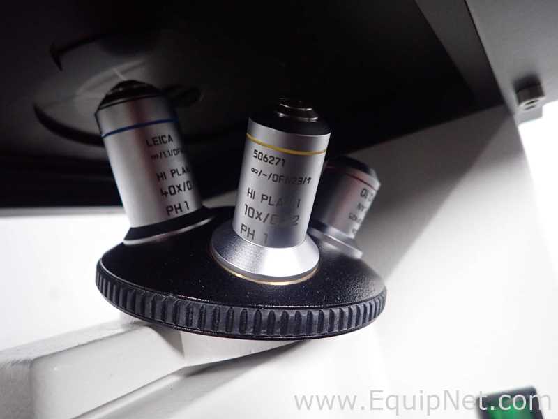 Leica DMIL LED Inverted Microscope with Extec High Intensity Fiber Optic Illuminator