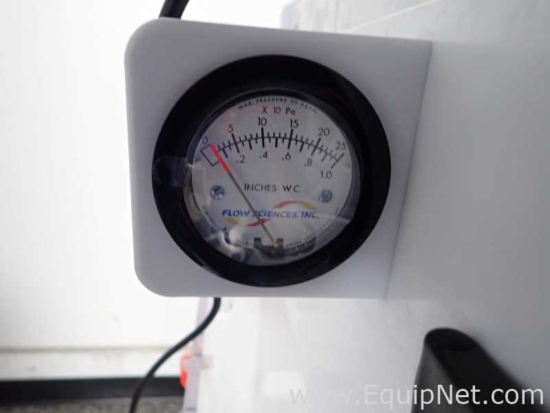 Campana de Ventilación y Flujo Flow Sciences ETA483024ABD.  48 Pulgadas