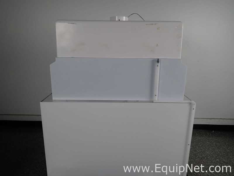 Campana de Ventilación y Flujo Flow Sciences ETA483024ABD.  48 Pulgadas