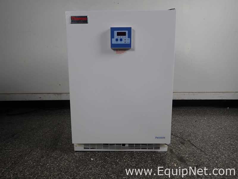 Incubadora Thermo Scientific PR205745R. Sin usar