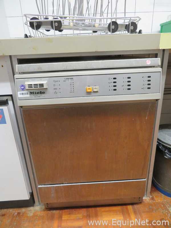 Miele G7783 Laboratory Glassware Washer