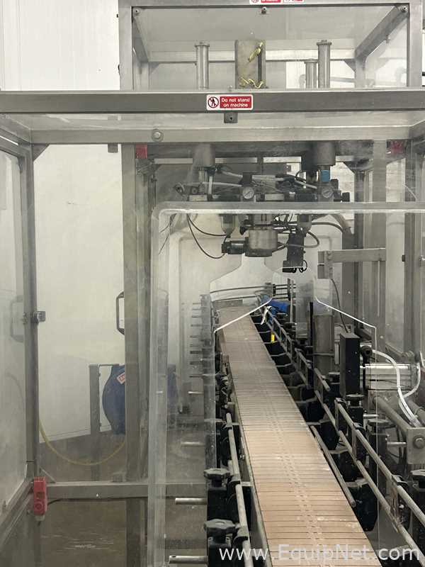 Línea de Lavadora de Botellas Quadrant Equipment LTD 800BPH  - 19ltr complete line