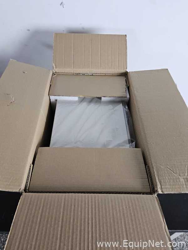Incubadora Thermo Fisher Scientific Heratherm IMC 18. Sem Uso