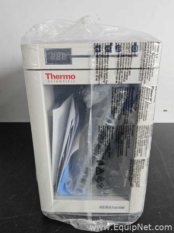 Incubadora Thermo Fisher Scientific Heratherm IMC 18. Sem Uso