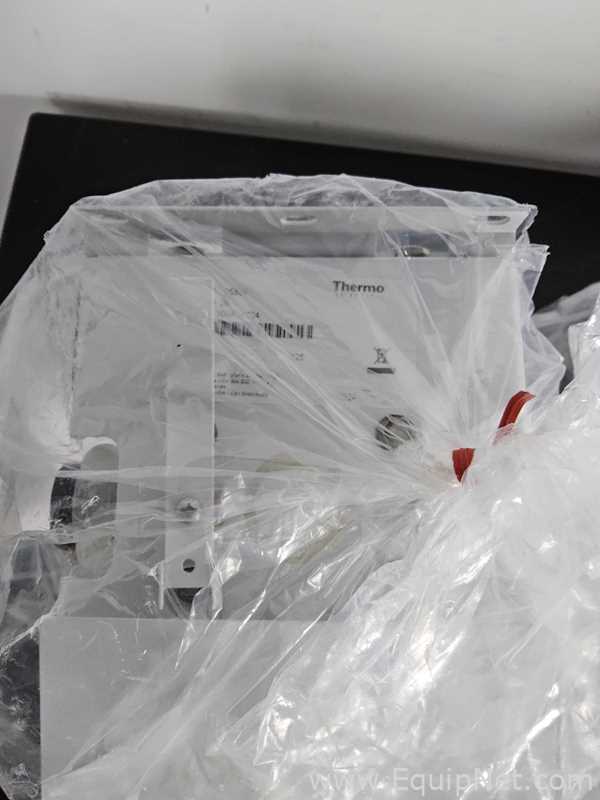 lote de  2 Sistema de Purificação e Destilação de Água Thermo Fisher Scientific D5839
