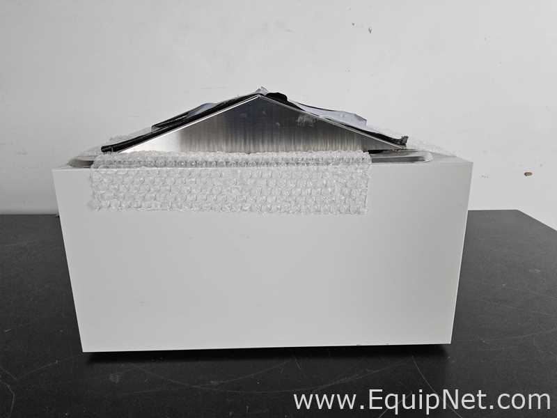 Unused Thermo Scientific 2841 Precision Microprocessor Controlled Waterbath