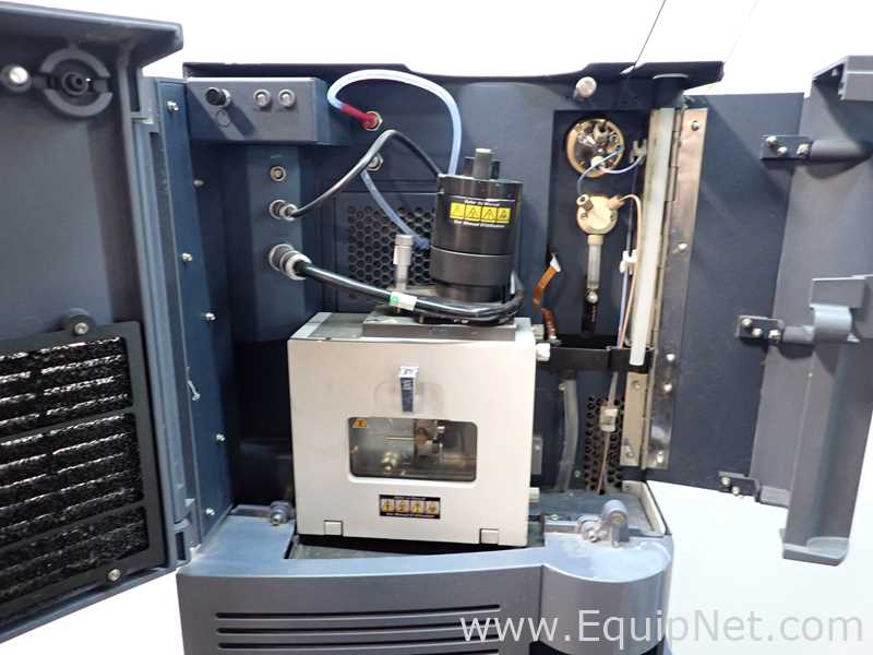 Waters nanoAcquity Nano UPLC With SQ Detector on Flex Cart