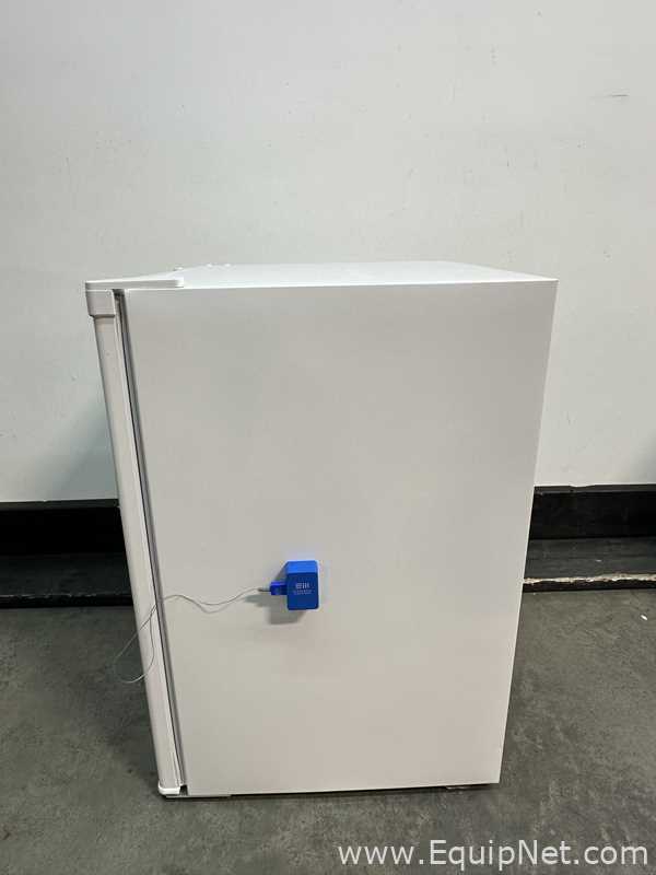 Lot Of 4 VWR HCUCFS-0404 Undercounter Laboratory Refrigerators