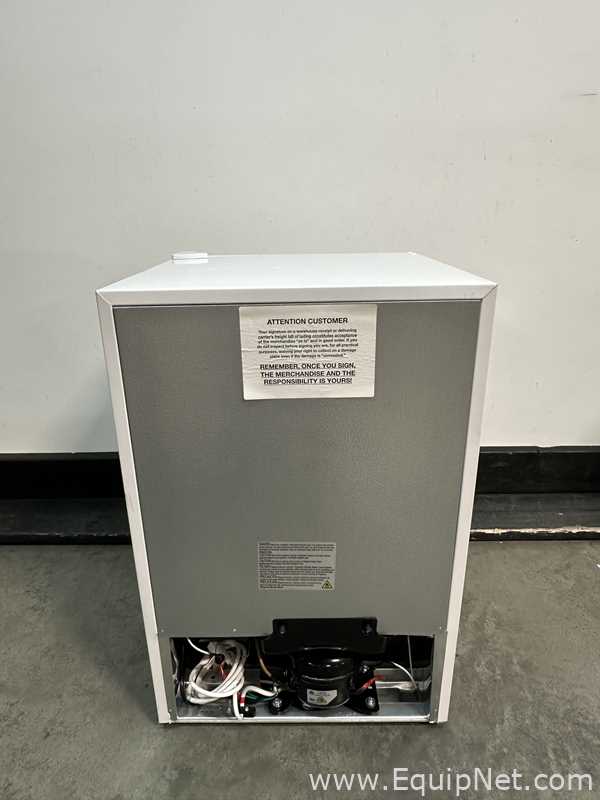 Lot Of 4 VWR HCUCFS-0404 Undercounter Laboratory Refrigerators