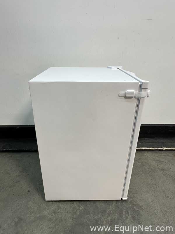 Lot Of 4 VWR HCUCFS-0404 Undercounter Laboratory Refrigerators