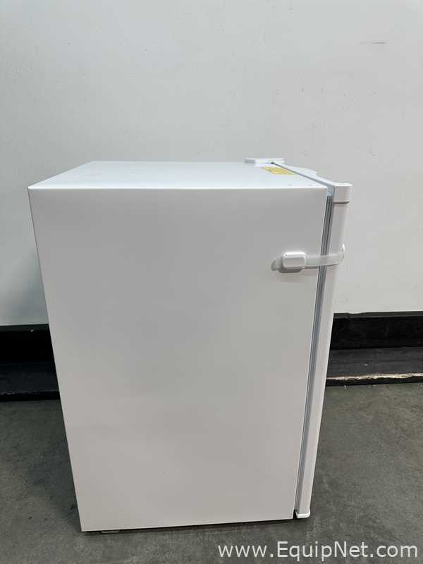 Lot Of 4 VWR HCUCFS-0420 Undercounter Freezers