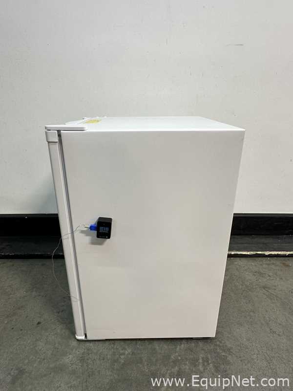 Lot Of 4 VWR HCUCFS-0420 Undercounter Freezers