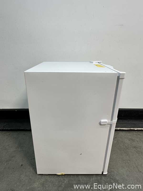 Lot Of 4 VWR HCUCFS-0420 Undercounter Freezers