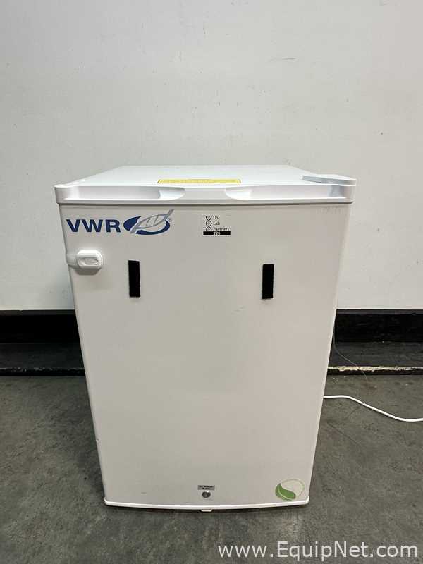 Lot Of 4 VWR HCUCFS-0420 Undercounter Freezers