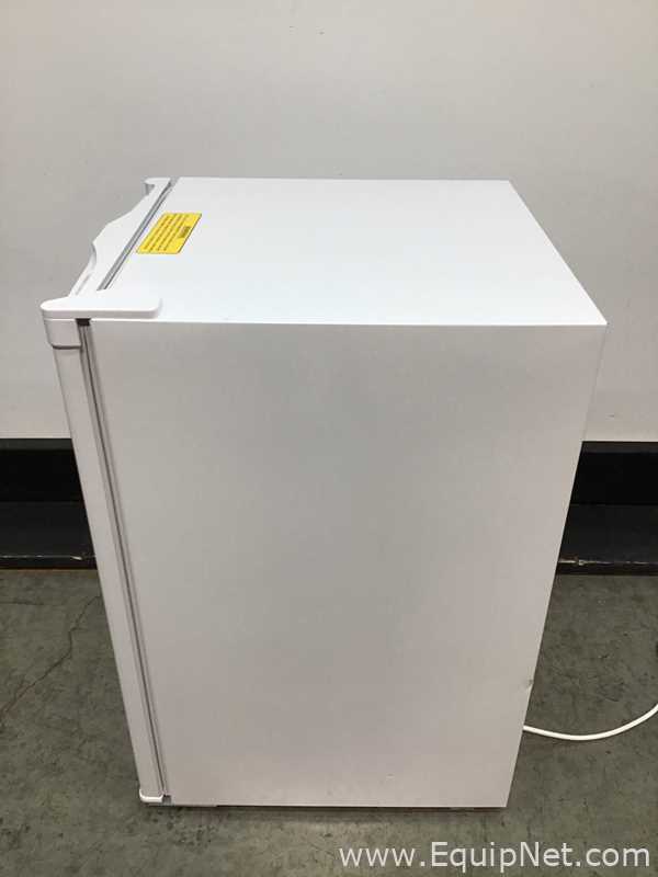 Lot Of 4 VWR HCUCFS-0404 Undercounter Laboratory Refrigerators