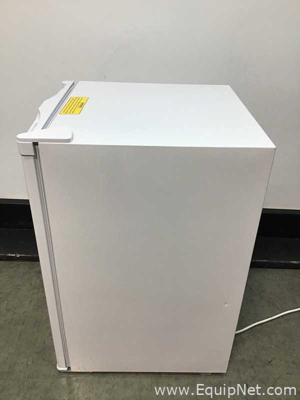 Lot Of 4 VWR HCUCFS-0404 Undercounter Laboratory Refrigerators