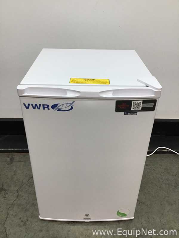 Lot Of 4 VWR HCUCFS-0404 Undercounter Laboratory Refrigerators