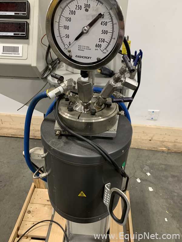 Parr 4536 Floor-stand Reactor with 4843 Temperature Controller